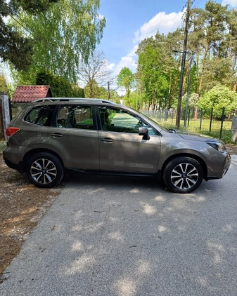 Subaru Forester cena 92000 przebieg: 92000, rok produkcji 2017 z Piaseczno małe 56